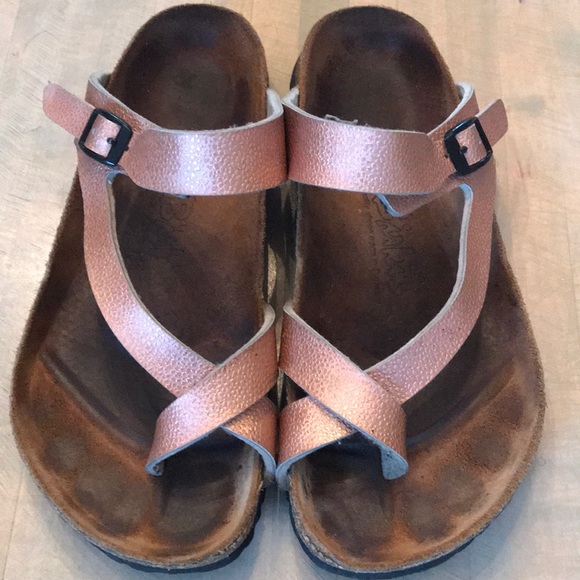 Birkenstock Shoes - Rare blush sparkle Birkenstocks 6/36